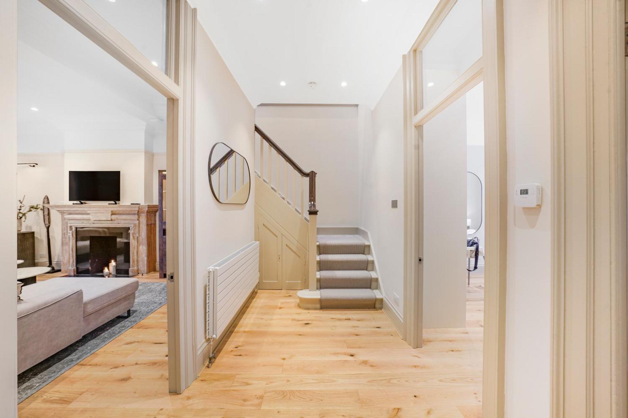 Spacious And Modern 4 Beds Home In Kensington London Exterior photo